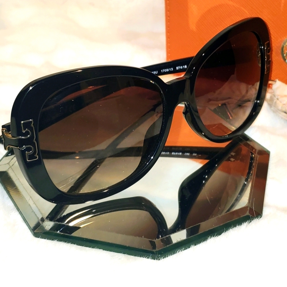 Tory Burch Black Frame with Brown Gradient Lenses Oversized Sunglasses
